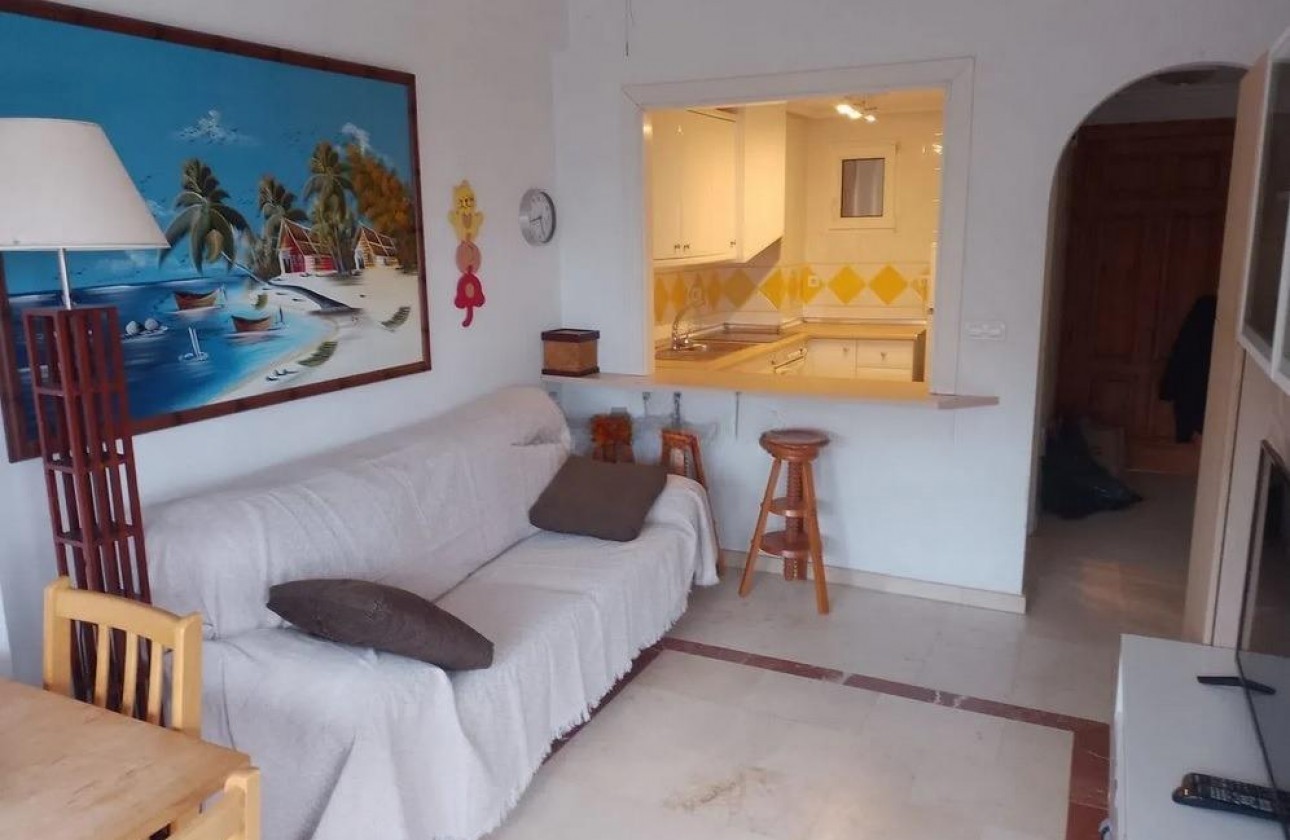 Resale - Apartment - Orihuela Costa - Campoamor