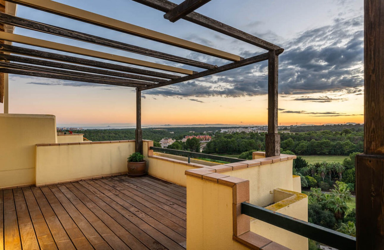 Resale - Apartment - Orihuela Costa - Campoamor