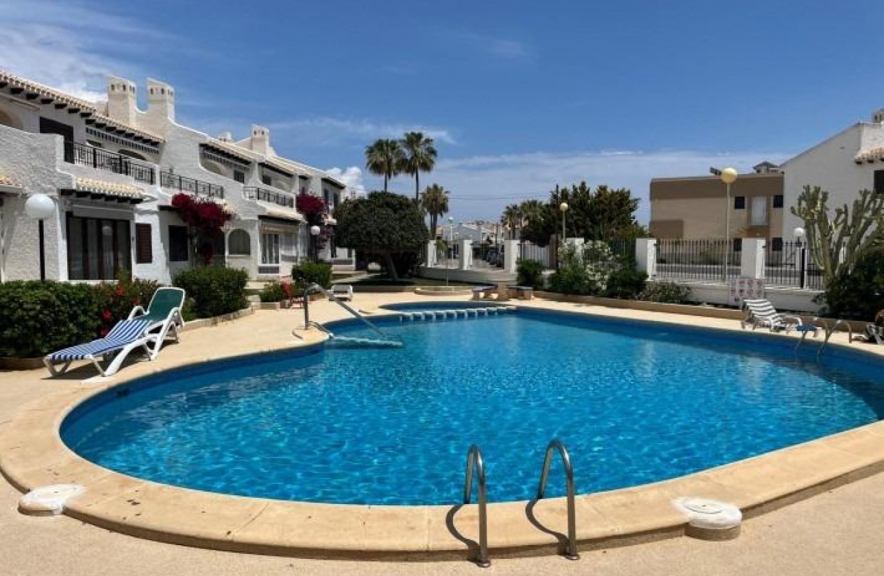 Resale - Apartment - Orihuela Costa - Costa blanca