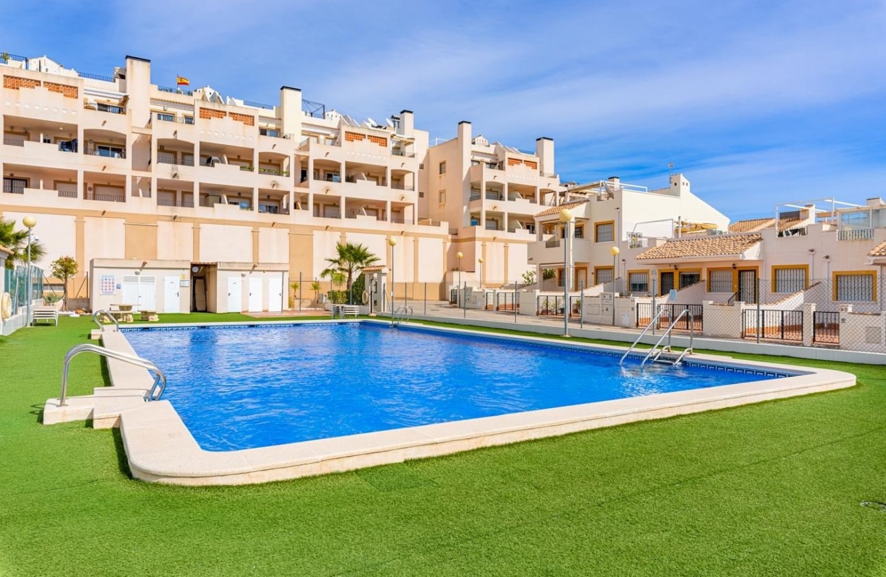 Resale - Apartment - Orihuela Costa - Entre Naranjos - Vistabella