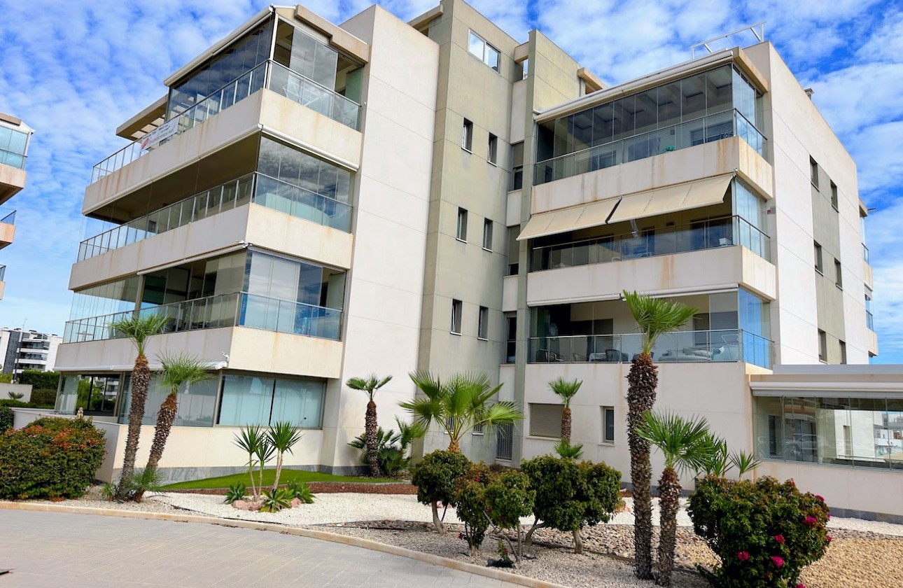 Resale - Apartment - Orihuela Costa - La Zenia