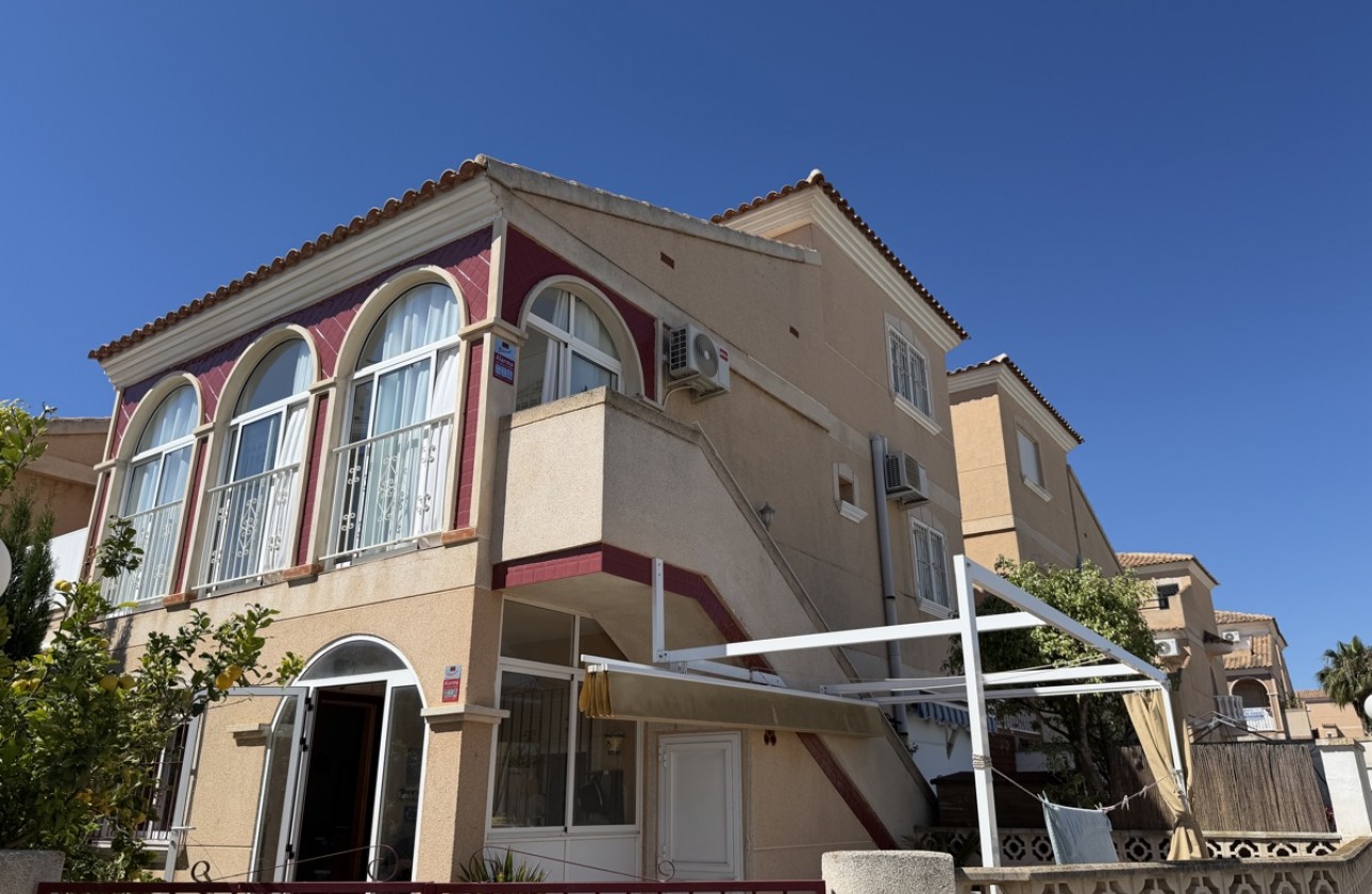 Resale - Apartment - Orihuela Costa - La Zenia