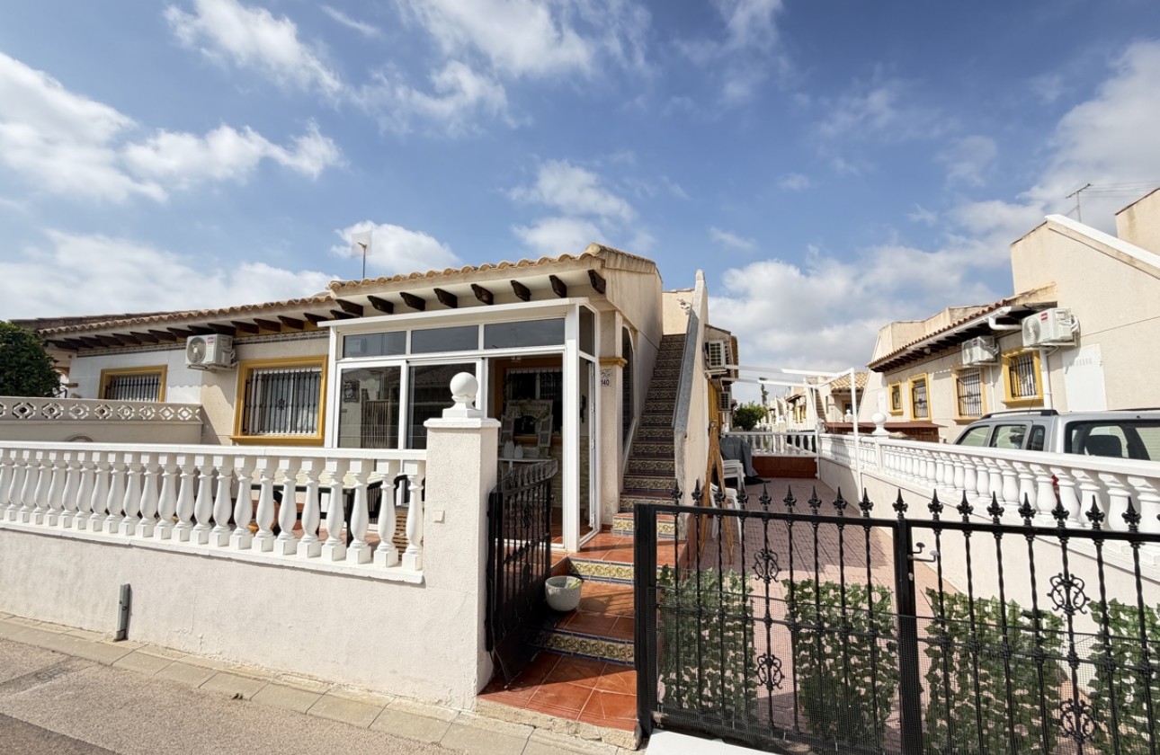 Resale - Apartment - Orihuela Costa - La Zenia