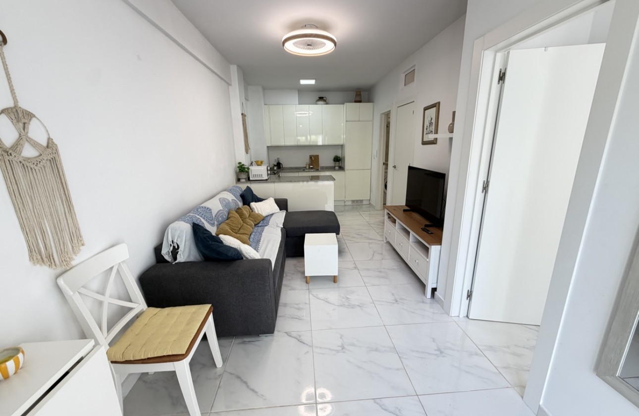 Resale - Apartment - Orihuela Costa - La Zenia