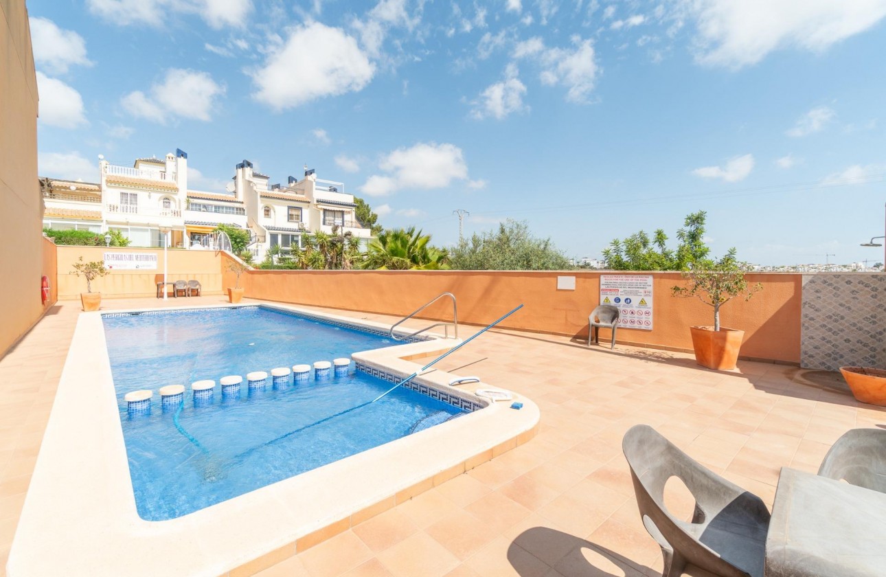 Resale - Apartment - Orihuela Costa - Los Dolses