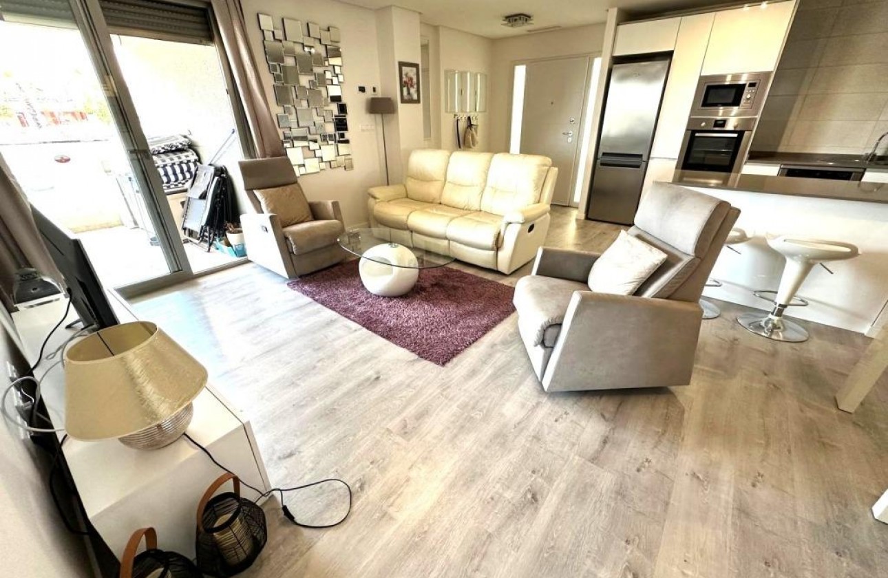 Resale - Apartment - Orihuela Costa - Los Dolses