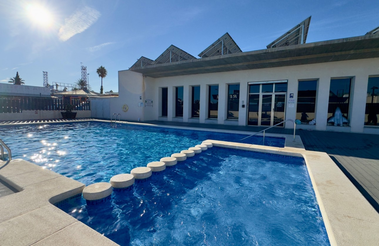 Resale - Apartment - Orihuela Costa - Los Dolses*