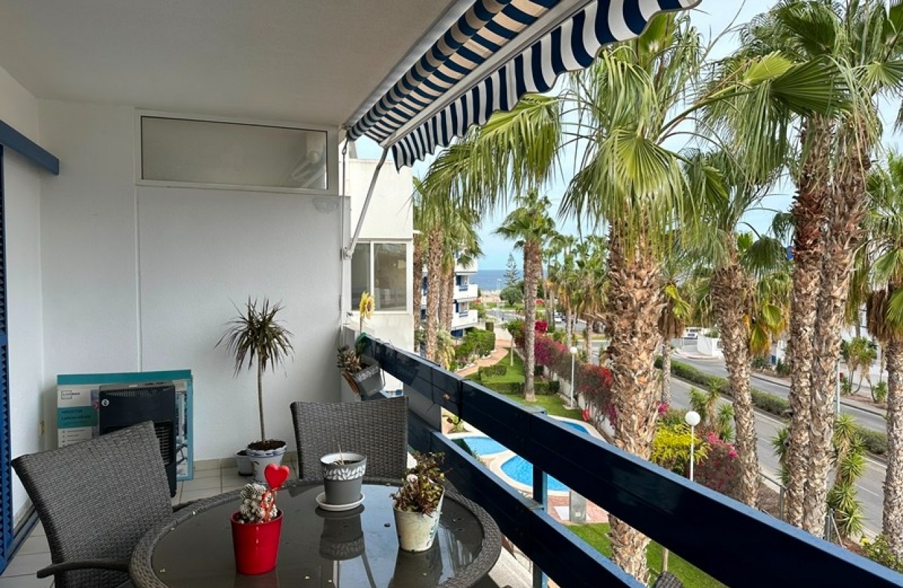 Resale - Apartment - Orihuela Costa - Playa Flamenca