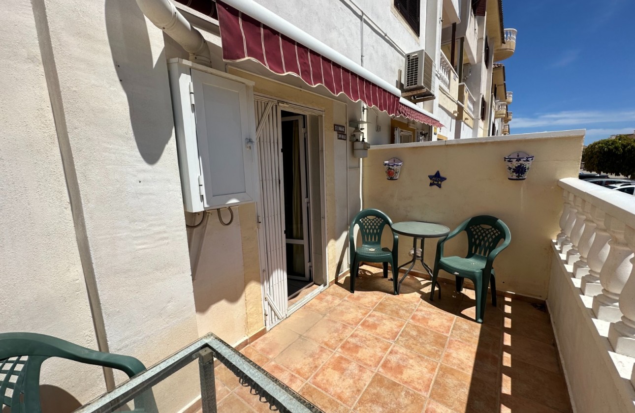 Resale - Apartment - Orihuela Costa - Playa Flamenca