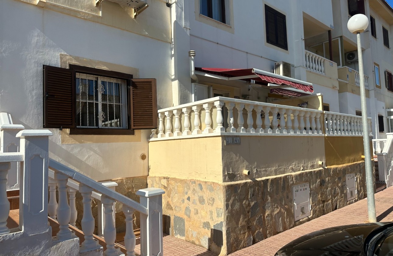 Resale - Apartment - Orihuela Costa - Playa Flamenca