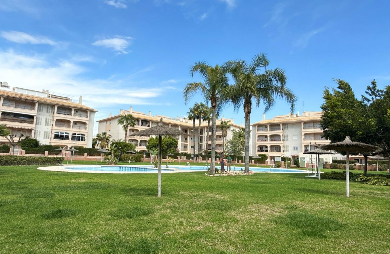Resale - Apartment - Orihuela Costa - Playa Flamenca