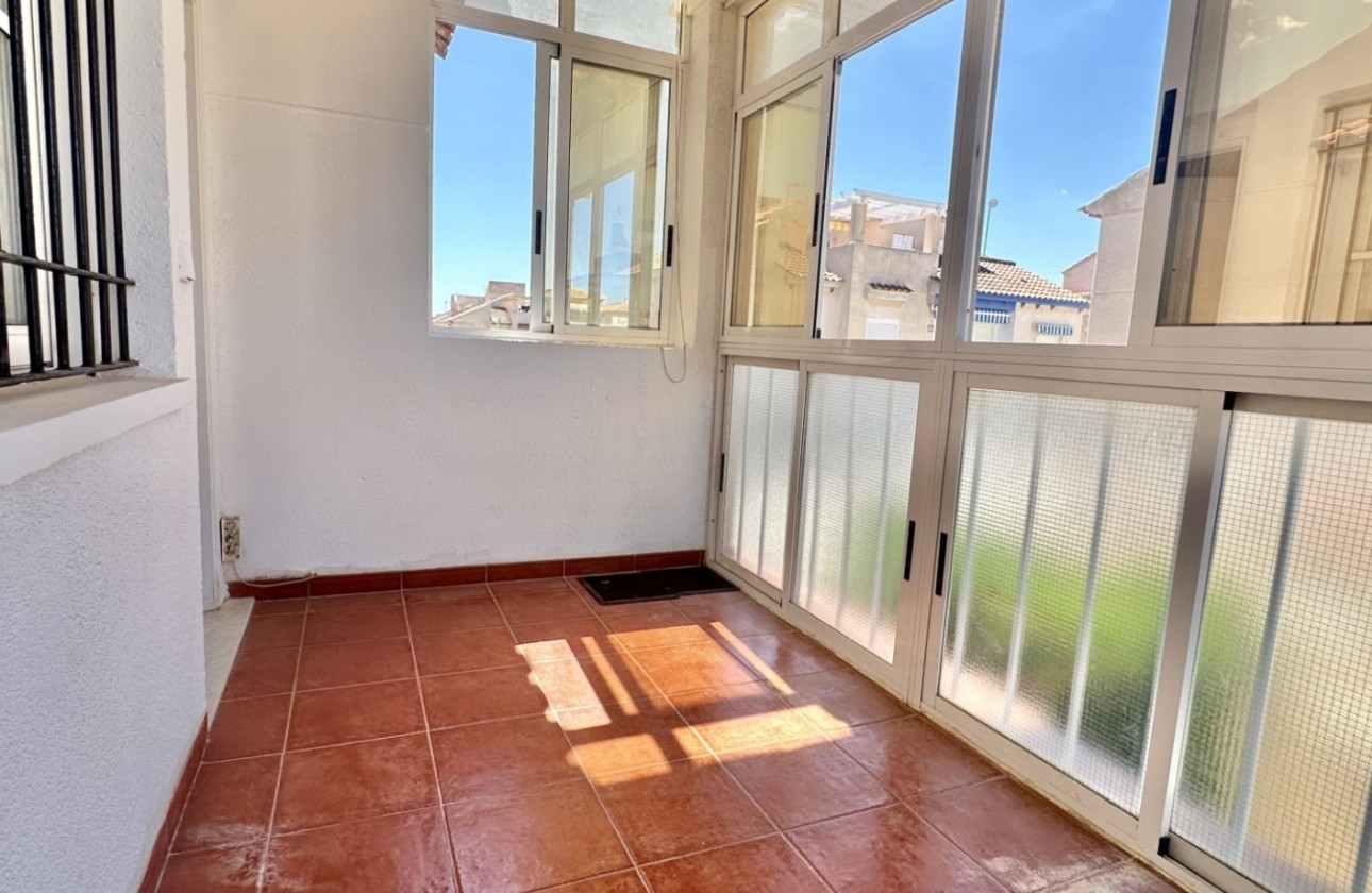 Resale - Apartment - Orihuela Costa - Playa Flamenca