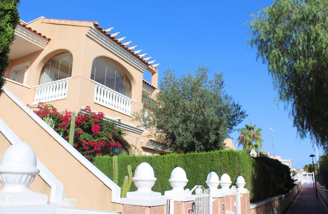 Resale - Apartment - Orihuela Costa - Playa Flamenca