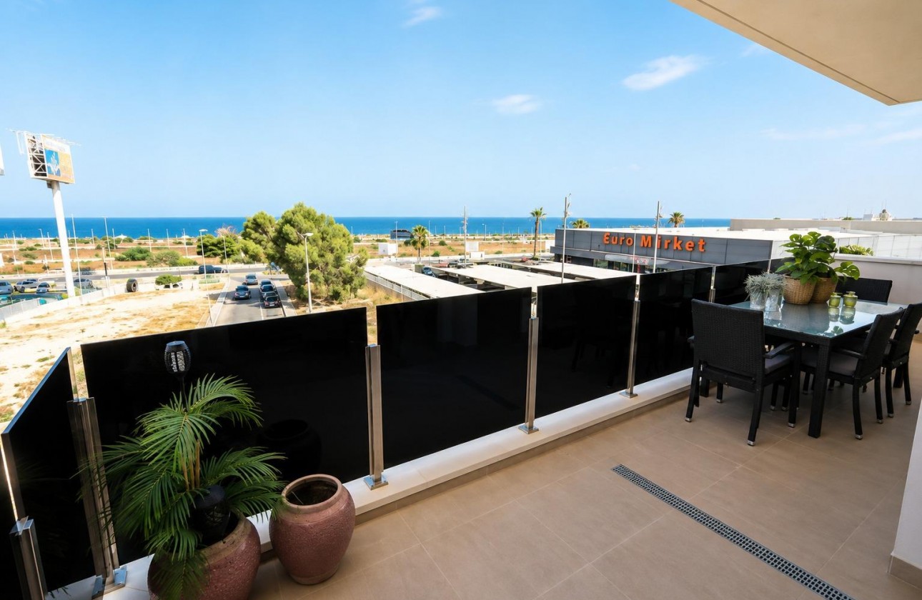 Resale - Apartment - Orihuela Costa - Punta Prima