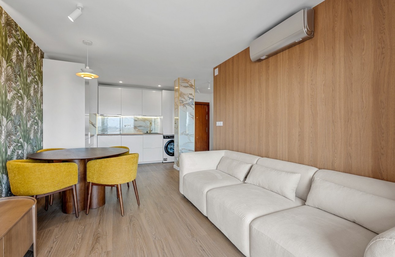 Resale - Apartment - Orihuela Costa - Punta Prima