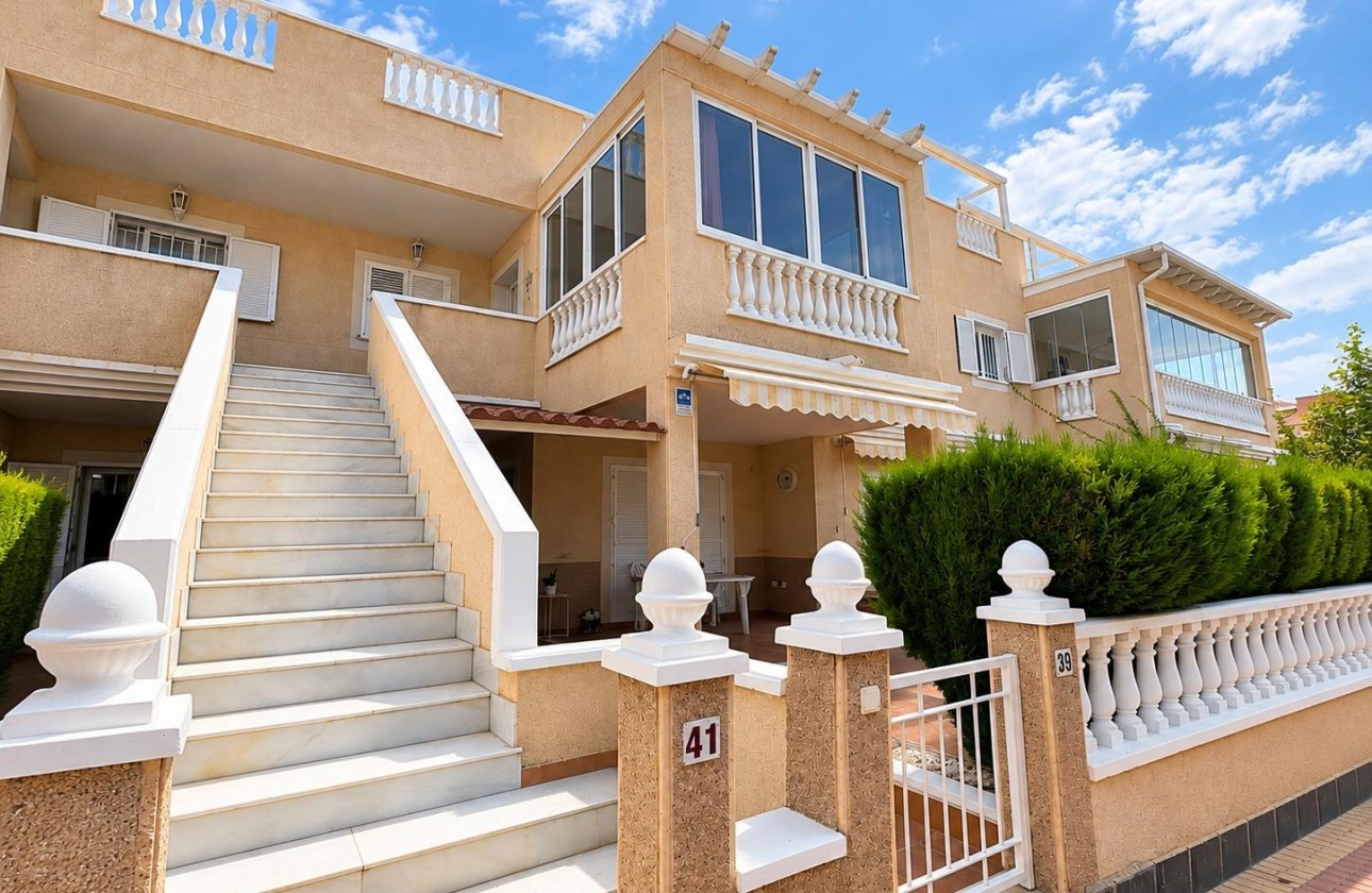 Resale - Apartment - Orihuela Costa - Punta Prima