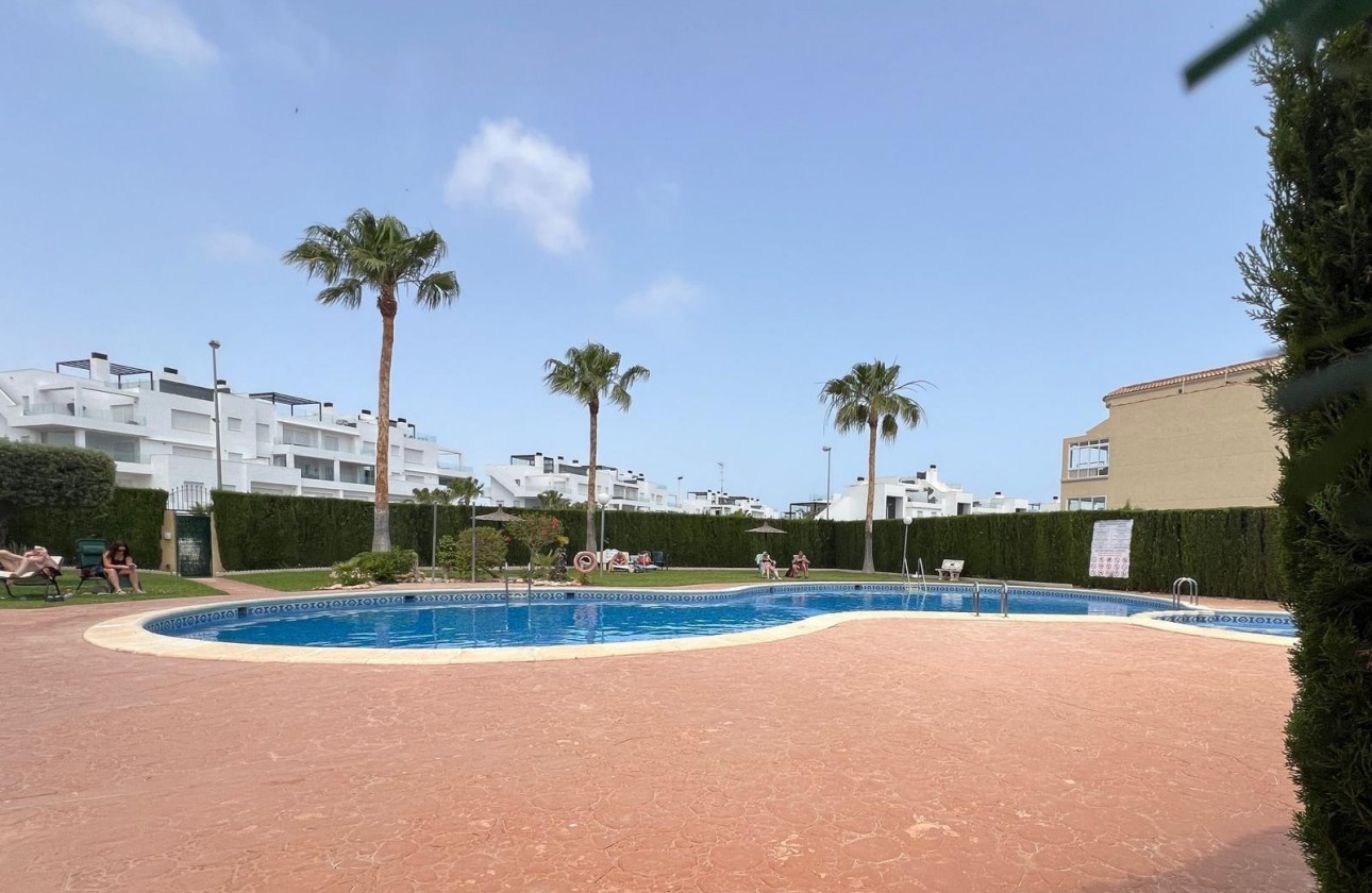 Resale - Apartment - Orihuela Costa - Urbanización Perla del Mar