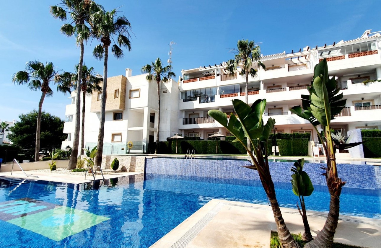 Resale - Apartment - Orihuela Costa - Villamartín