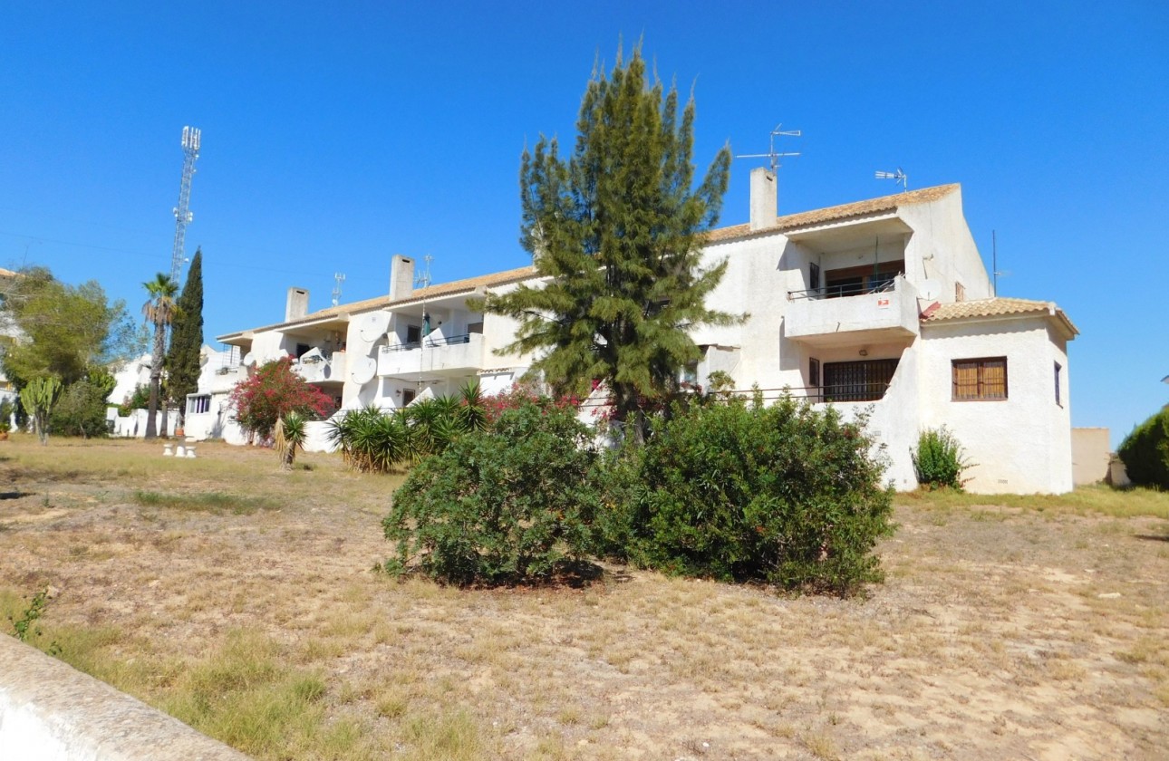Resale - Apartment - Orihuela Costa - Villamartín