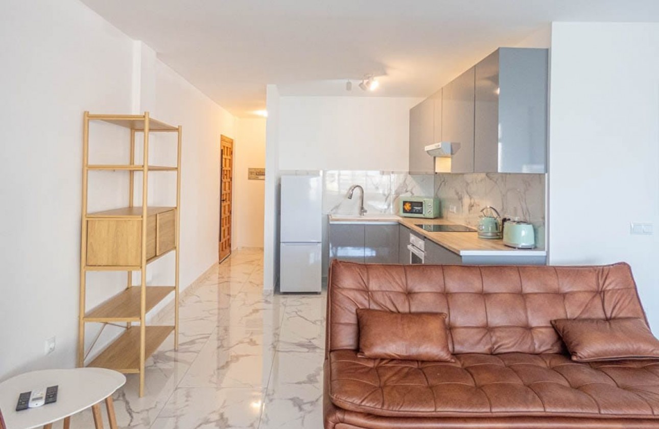 Resale - Apartment - Orihuela Costa - Villamartín
