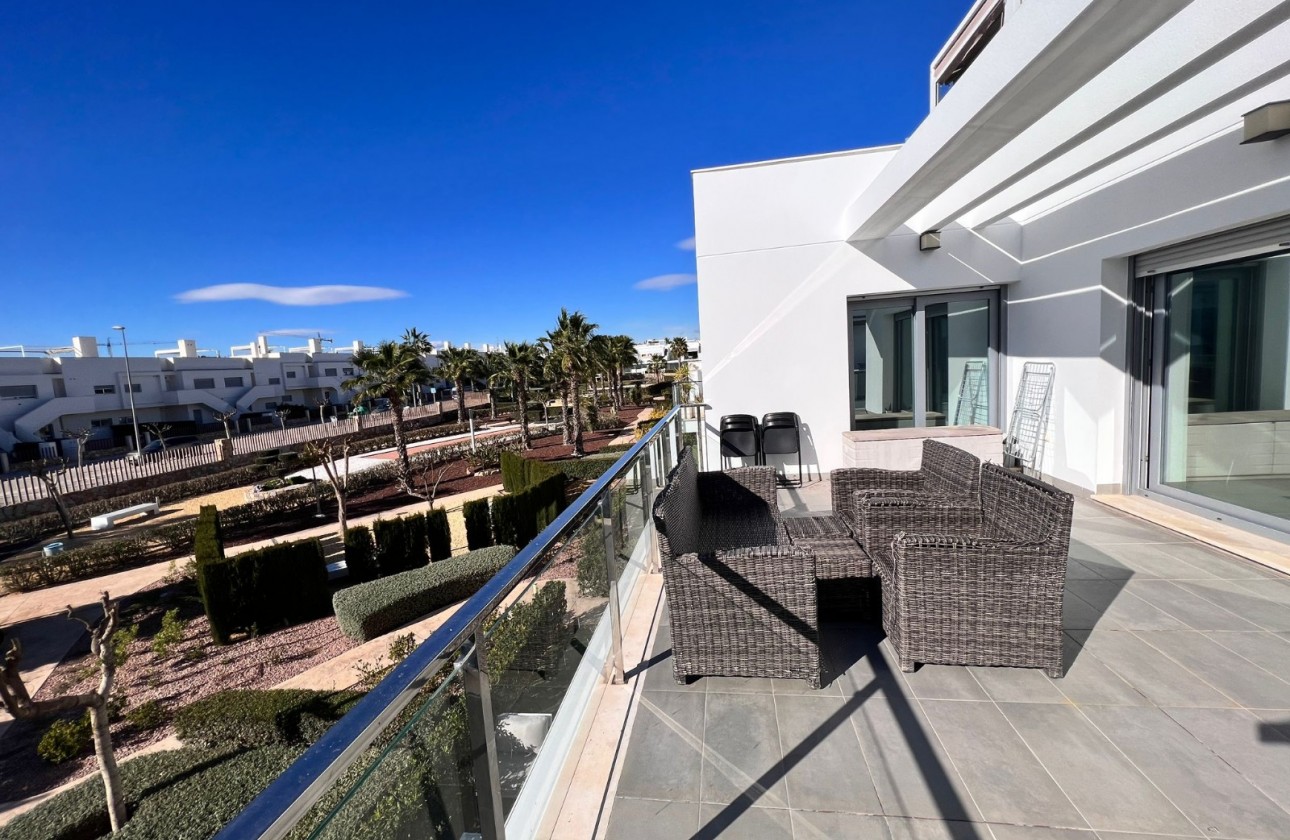 Resale - Apartment - Orihuela Costa - Vistabella Golf