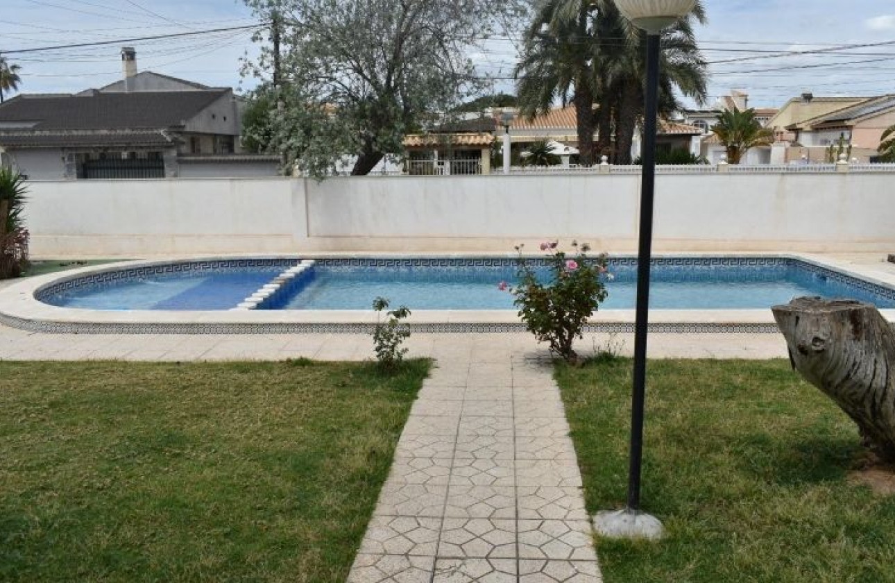 Resale - Apartment - Orihuela Costa