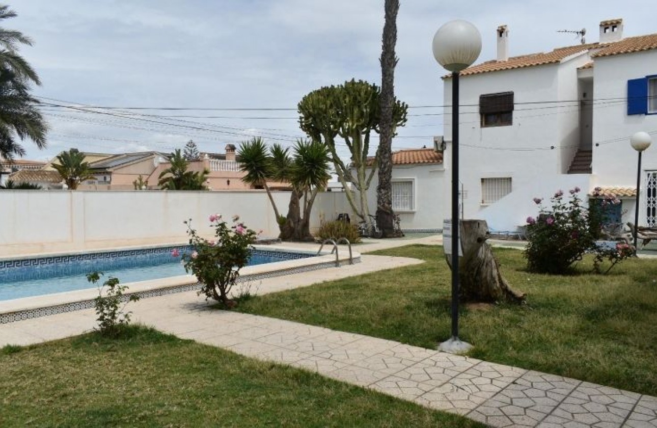 Resale - Apartment - Orihuela Costa