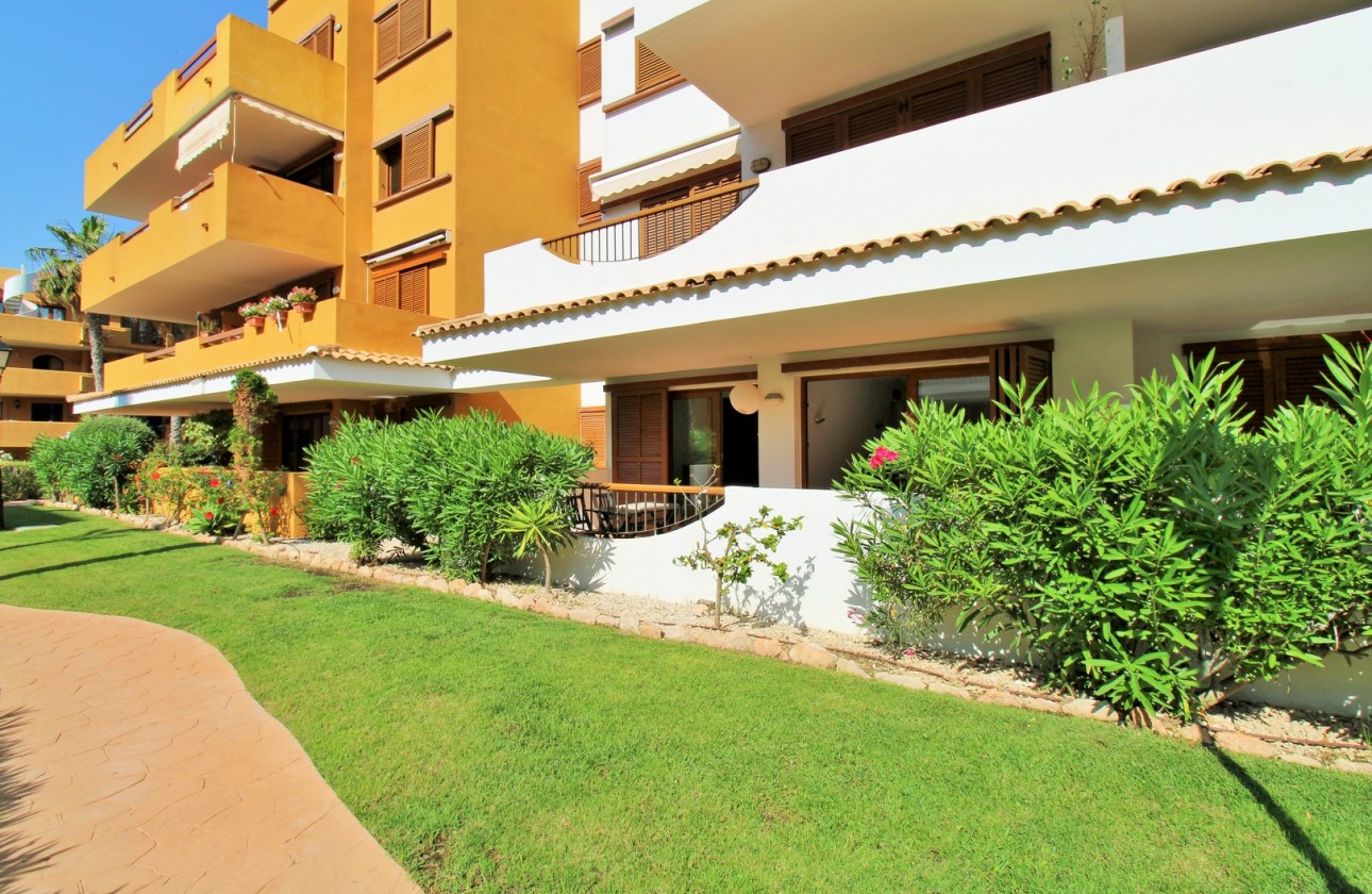 Resale - Apartment - Punta Prima