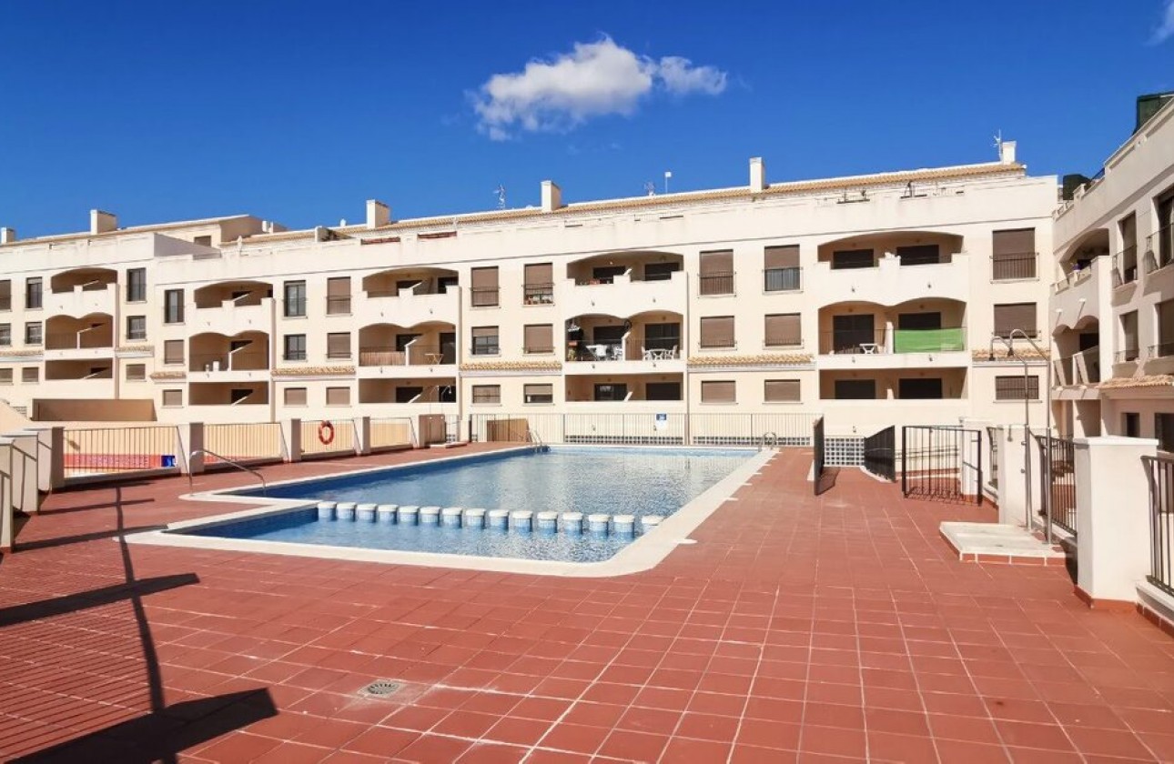 Resale - Apartment - Sucina - Inland