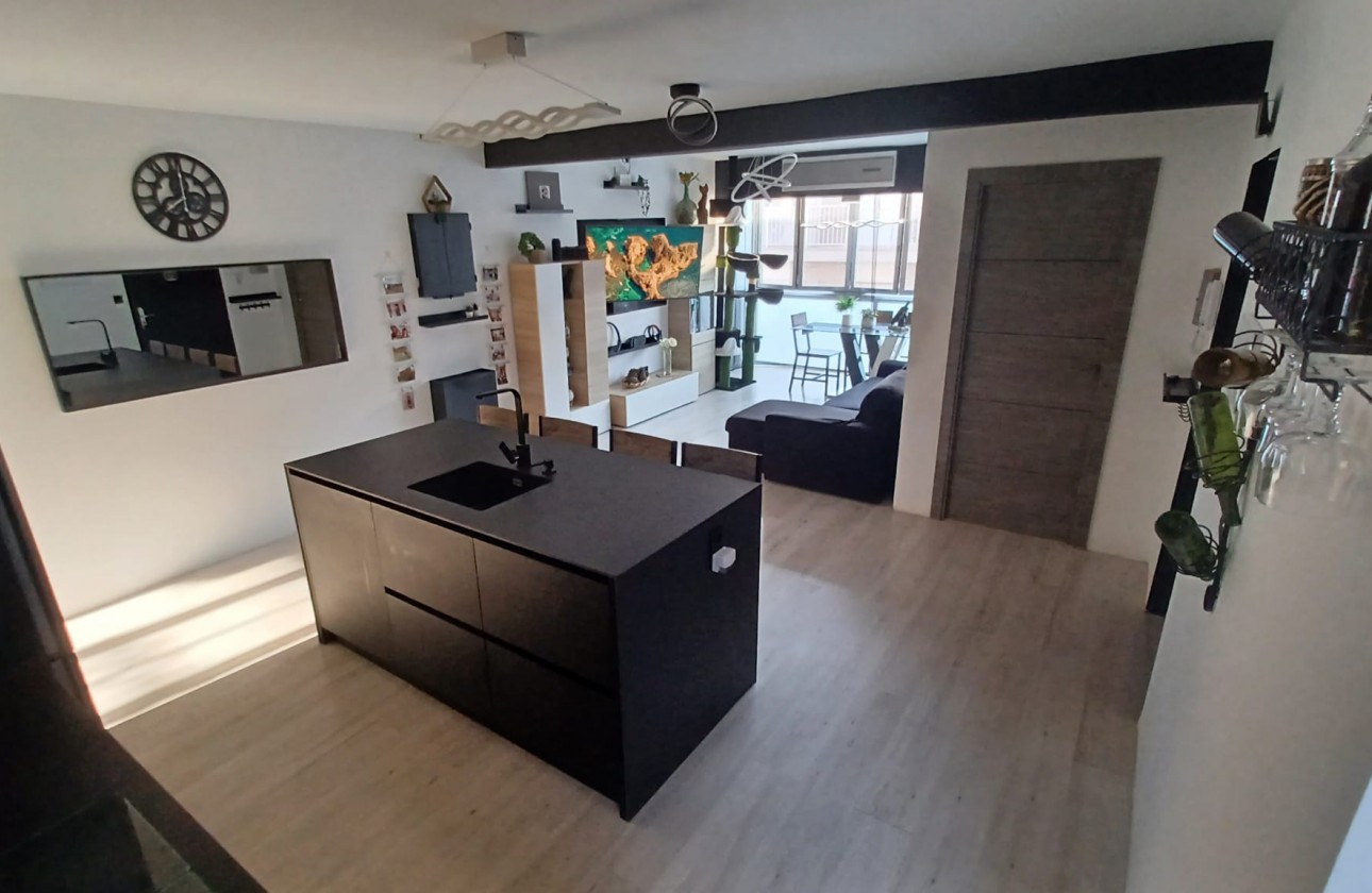 Resale - Apartment - Torre de la Horadada - Costa Blanca