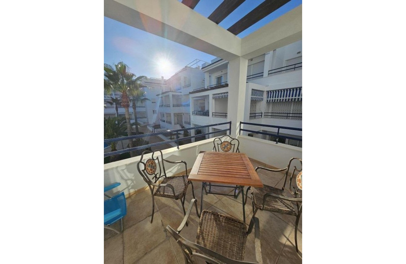 Resale - Apartment - Torrevieja - Acequion