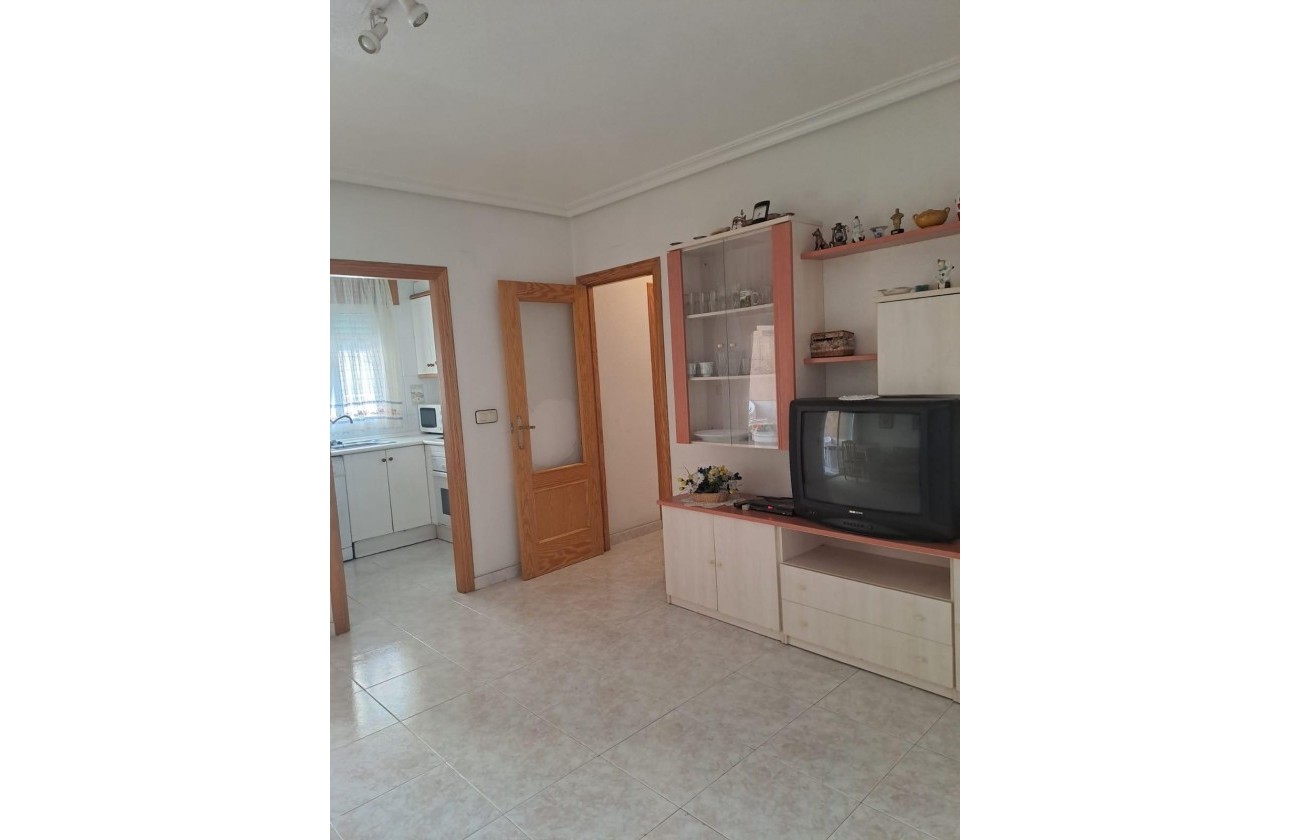 Resale - Apartment - Torrevieja - Acequion