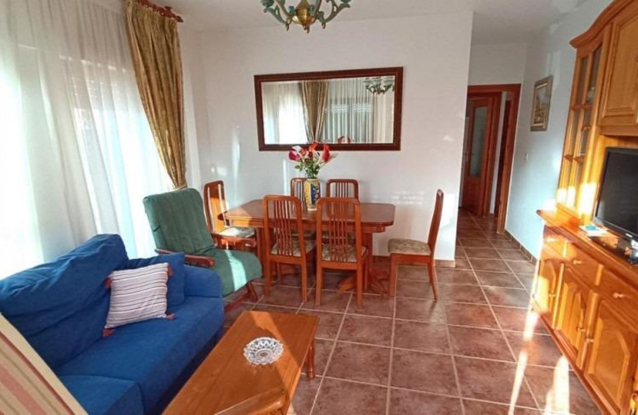 Resale - Apartment - Torrevieja - Acequion