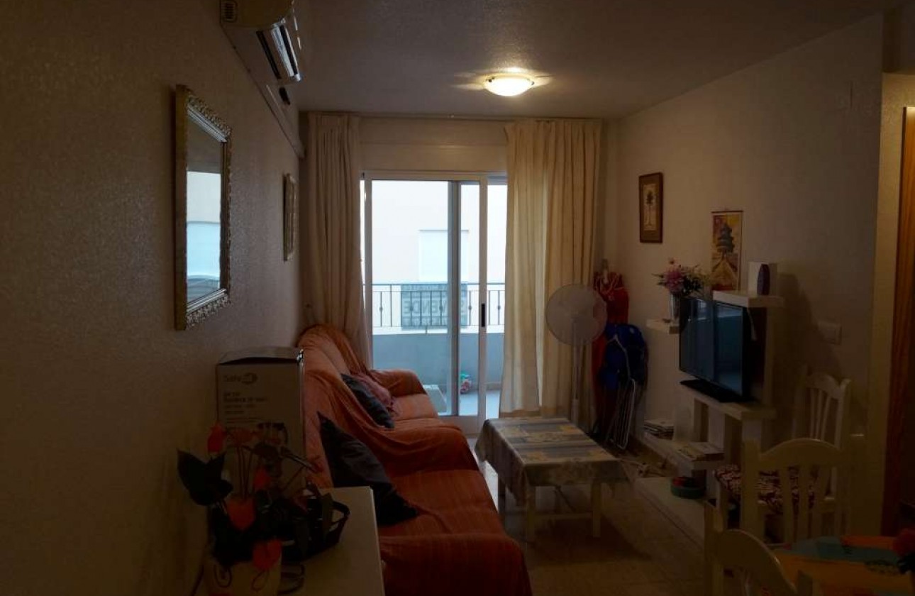 Resale - Apartment - Torrevieja - Center