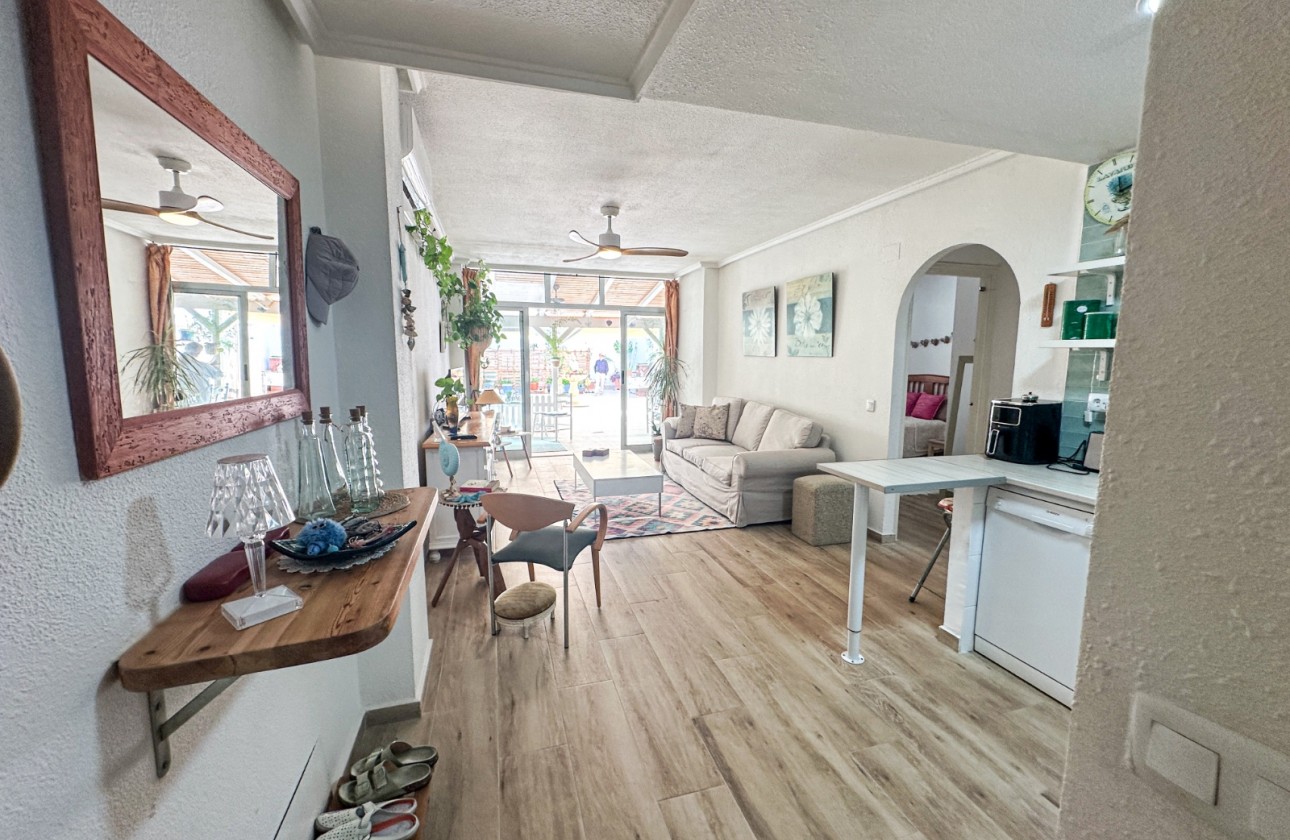 Resale - Apartment - Torrevieja - Center