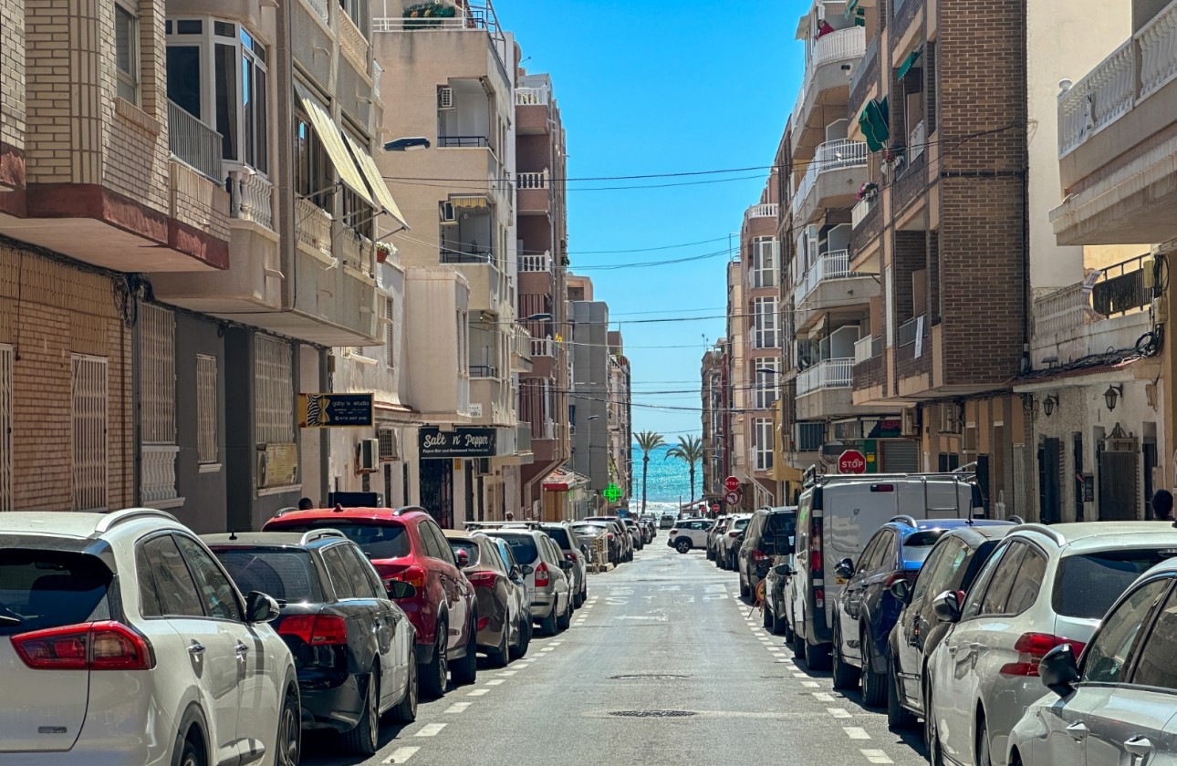 Resale - Apartment - Torrevieja - Center