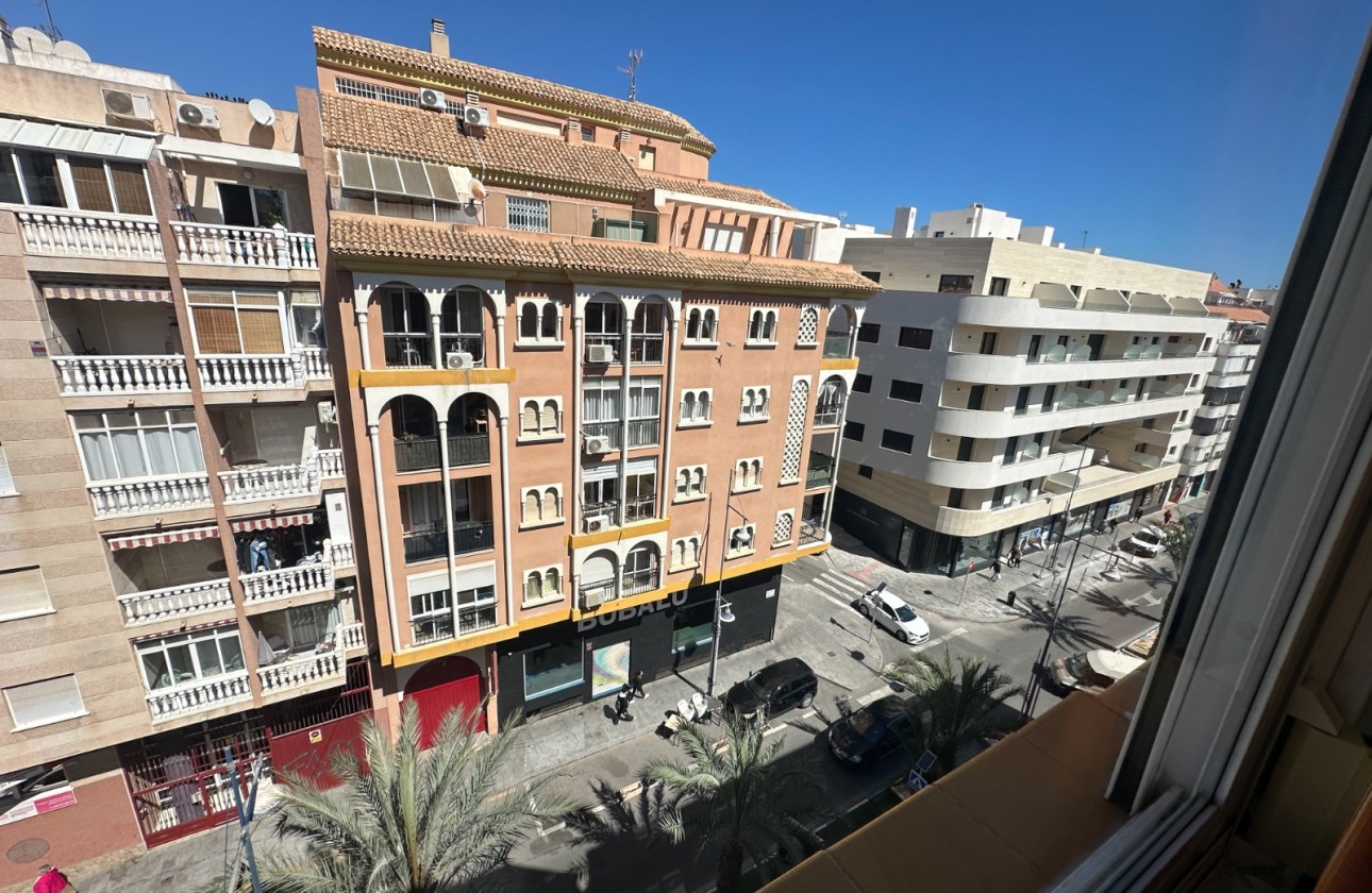 Resale - Apartment - Torrevieja - Center