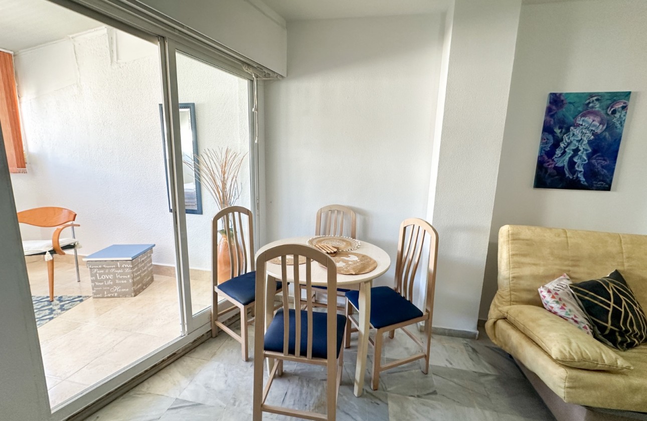 Resale - Apartment - Torrevieja - Center