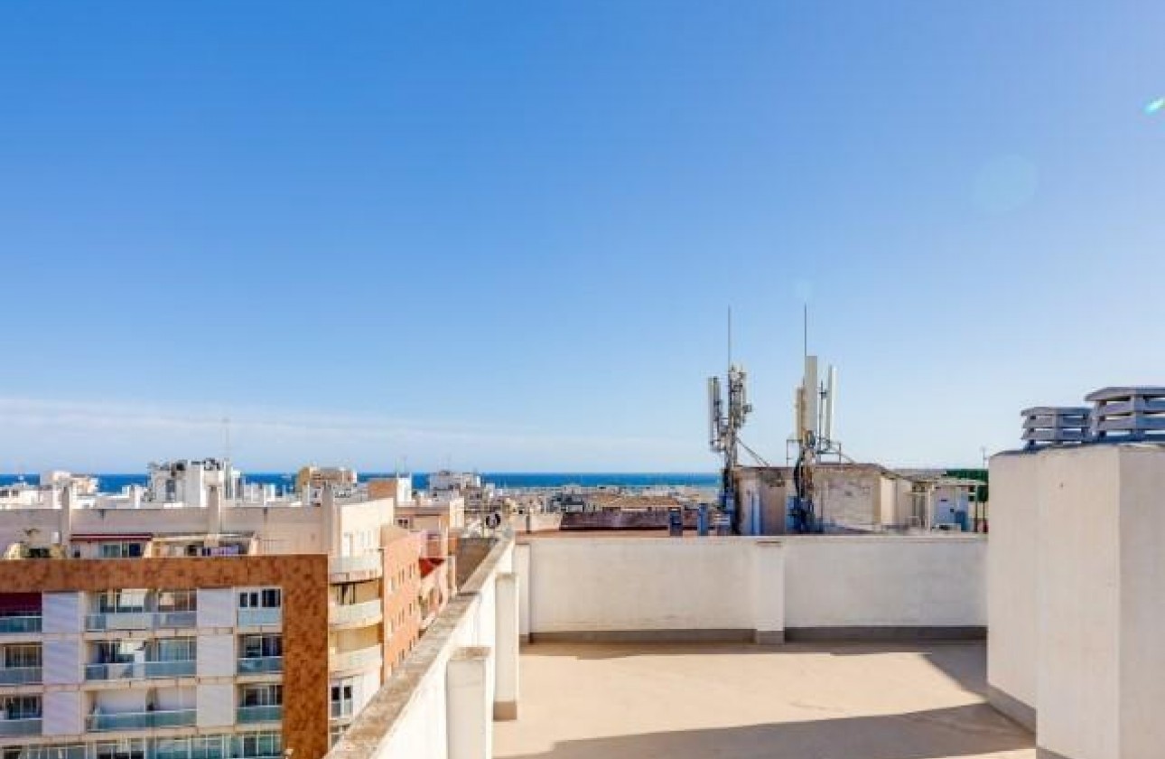 Resale - Apartment - Torrevieja - Centro