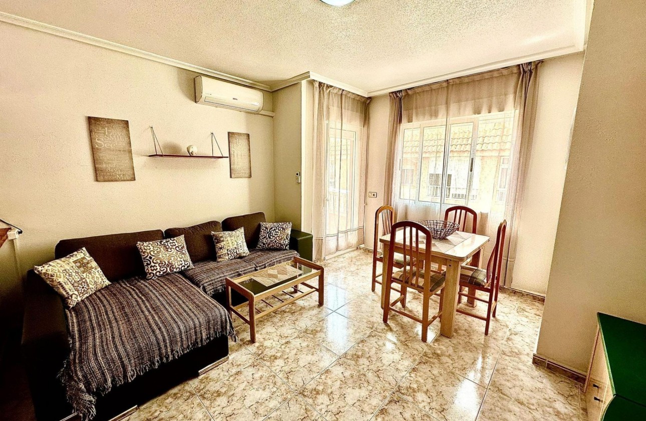 Resale - Apartment - Torrevieja - Centro