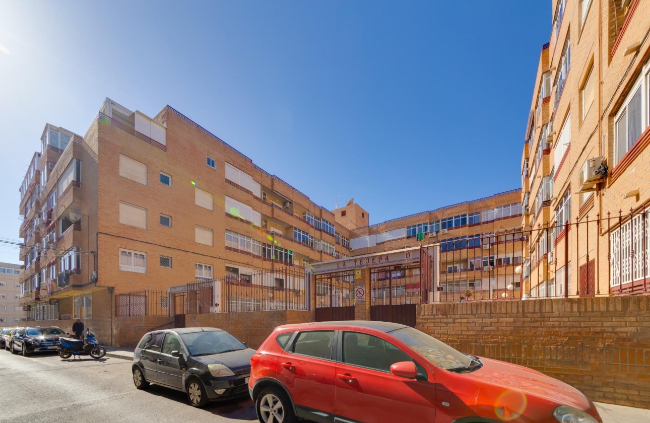 Resale - Apartment - Torrevieja - Centro