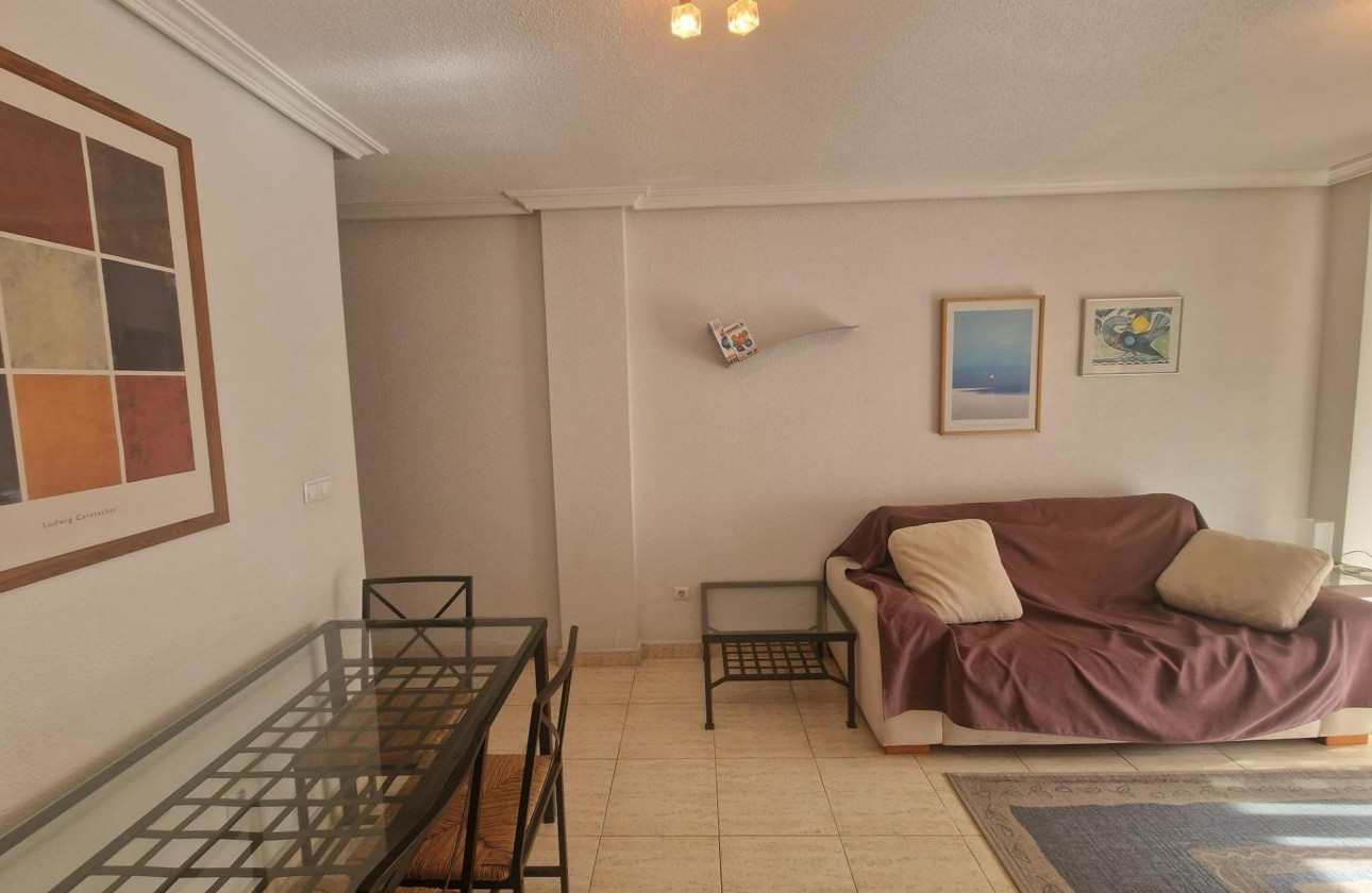 Resale - Apartment - Torrevieja - Centro