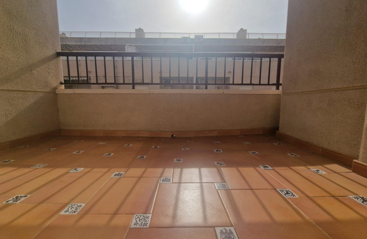 Resale - Apartment - Torrevieja - Centro