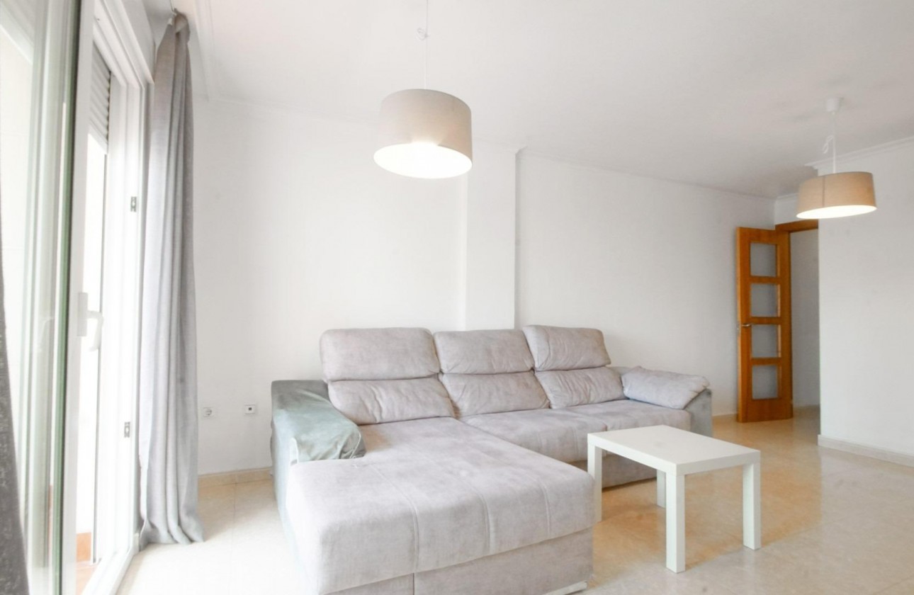 Resale - Apartment - Torrevieja - Centro