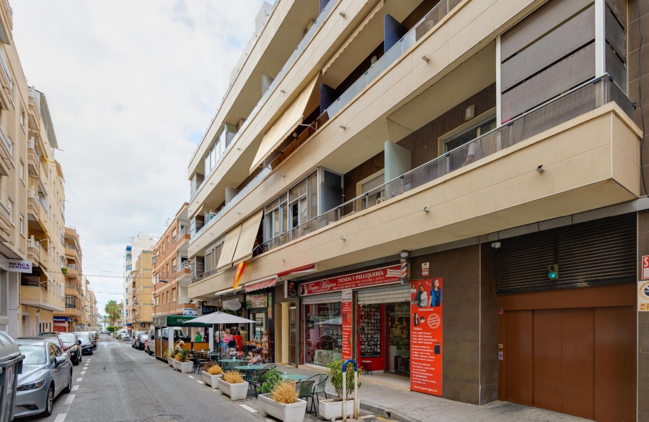 Resale - Apartment - Torrevieja - Centro