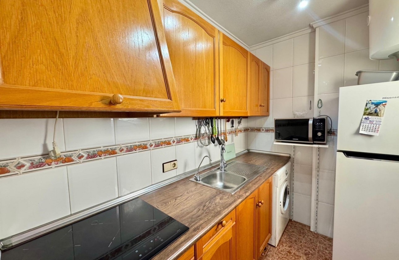 Resale - Apartment - Torrevieja - Centro