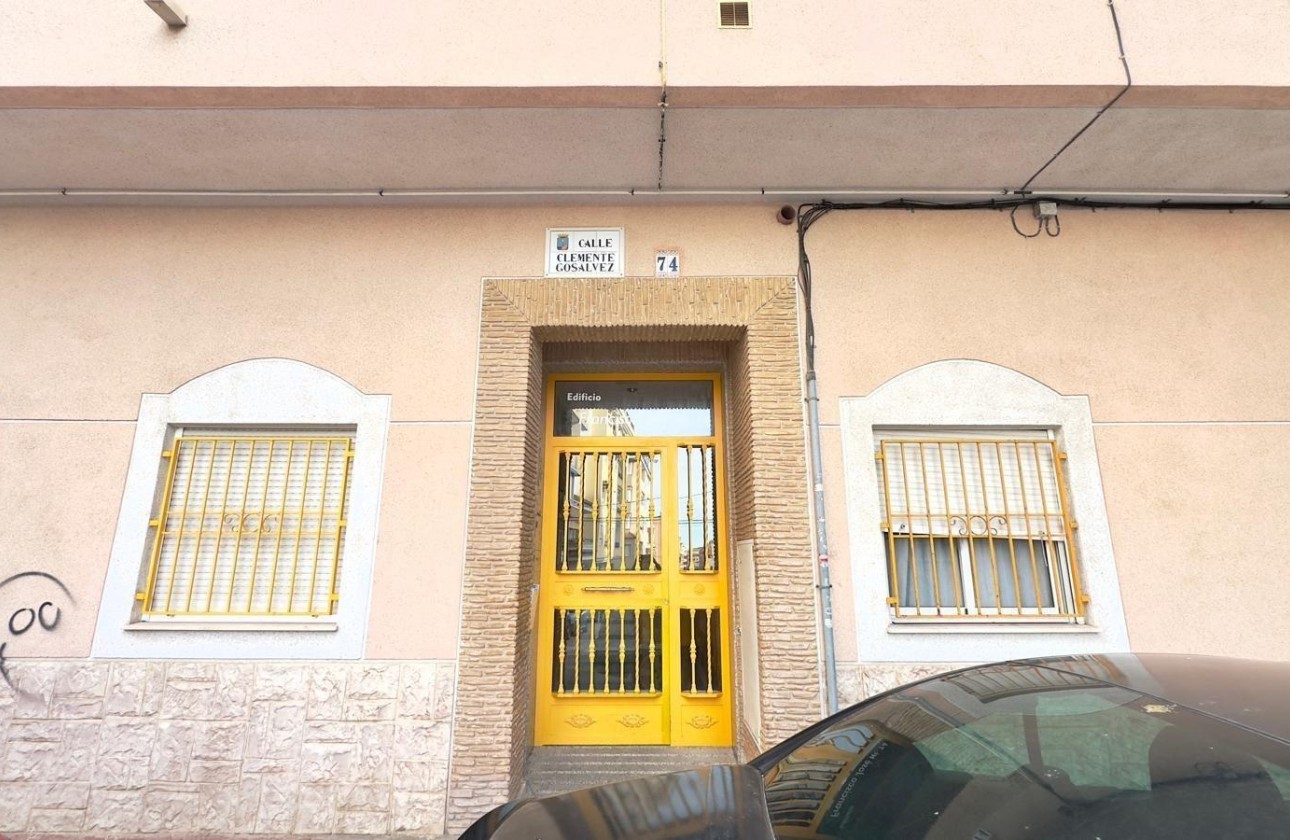 Resale - Apartment - Torrevieja - Centro