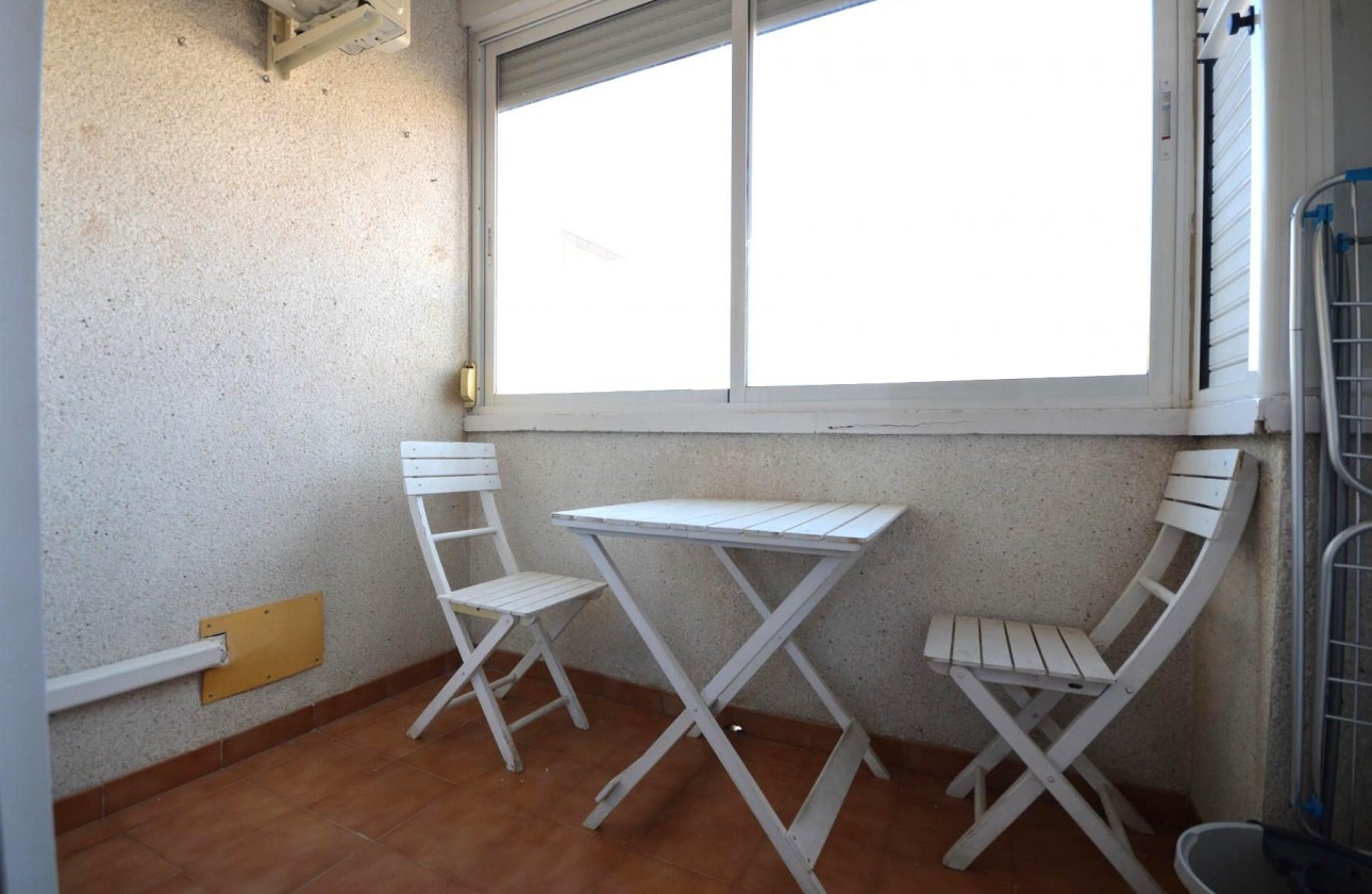 Resale - Apartment - Torrevieja - Centro