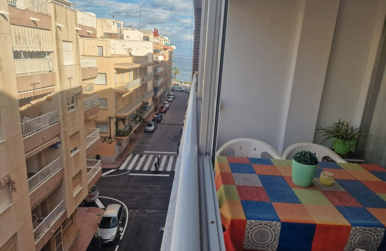 Resale - Apartment - Torrevieja - Centro