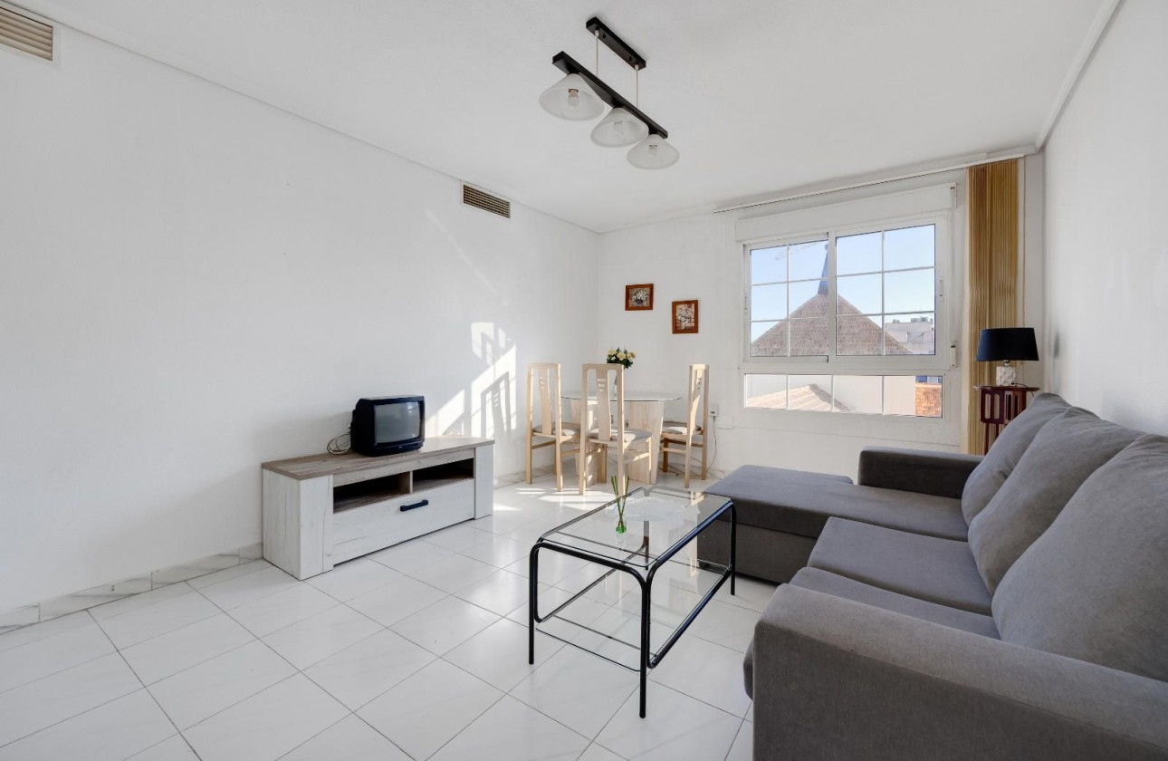 Resale - Apartment - Torrevieja - Centro